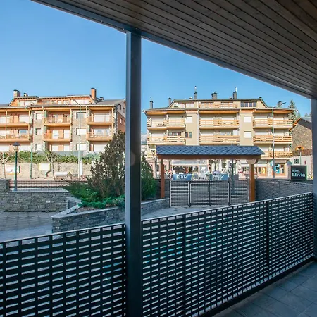 Hotel Llivia 3*
